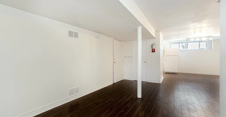 Lower-5 Applefield Drive, Toronto, ON, M1P 3X8 - 7