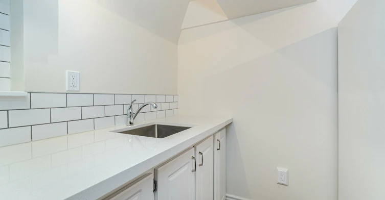 Lower-5 Applefield Drive, Toronto, ON, M1P 3X8 - 18