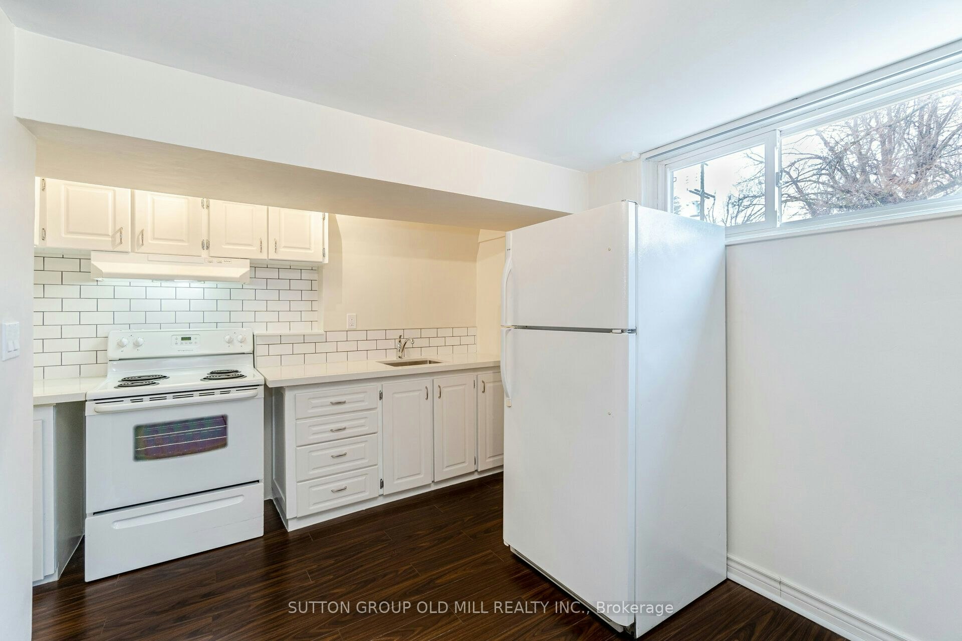 Lower-5 Applefield Drive, Toronto, ON, M1P 3X8 - 19