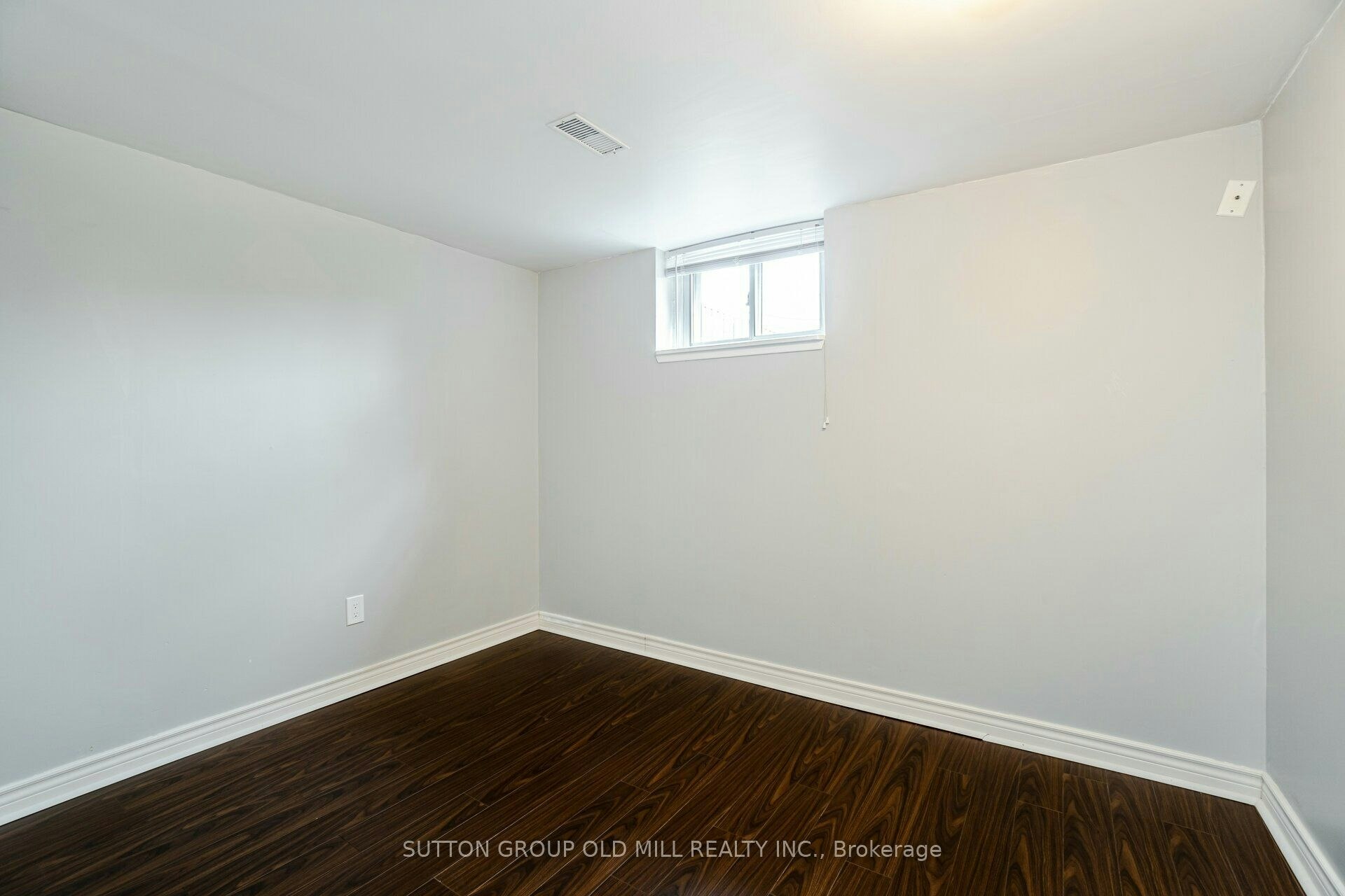 Lower-5 Applefield Drive, Toronto, ON, M1P 3X8 - 23