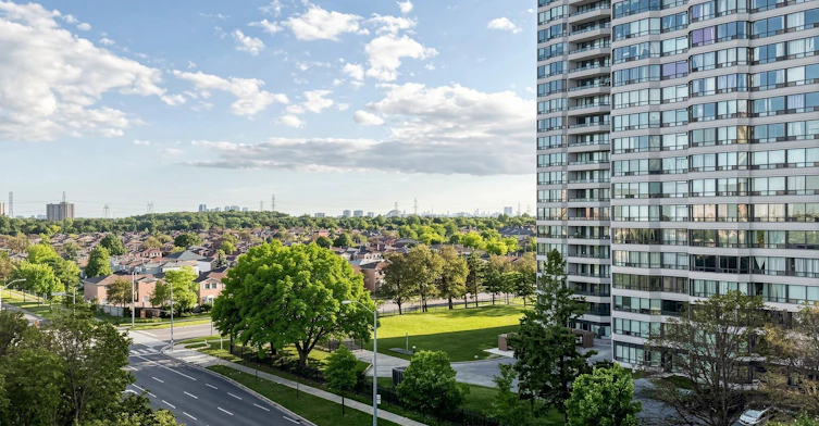 705-80 Alton Towers Circle, Toronto, ON, M1V 5E8 - 33