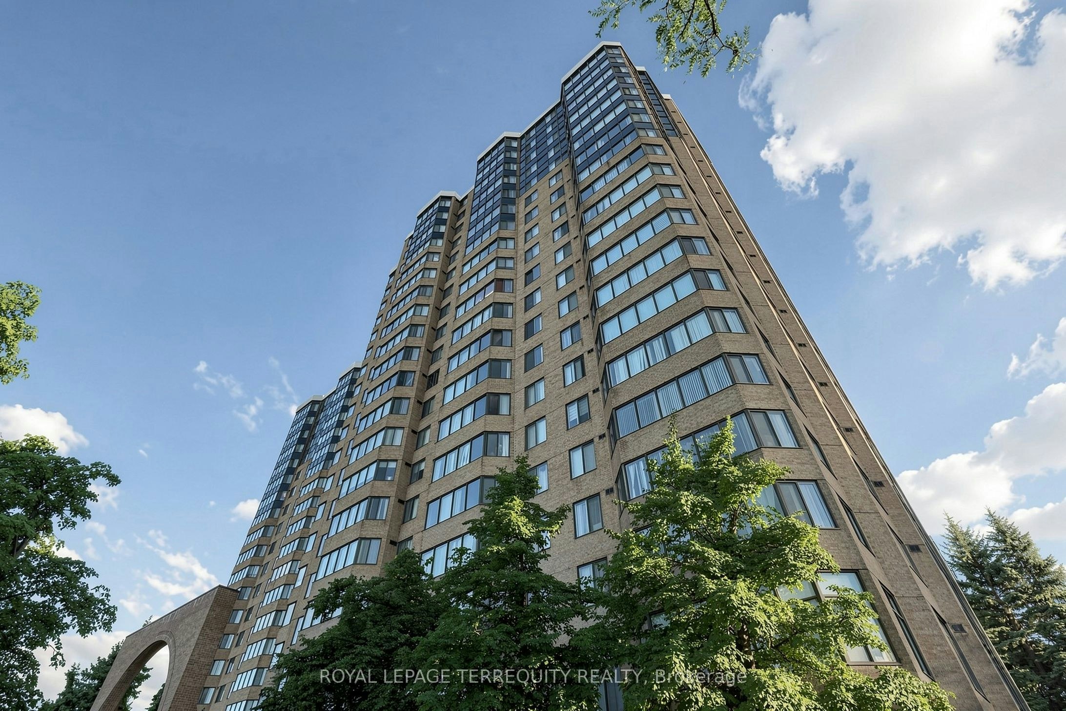 705-80 Alton Towers Circle, Toronto, ON, M1V 5E8 - 45