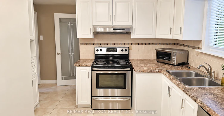 9 Stanwell Drive, Toronto, ON, M1P 4H6 - 7