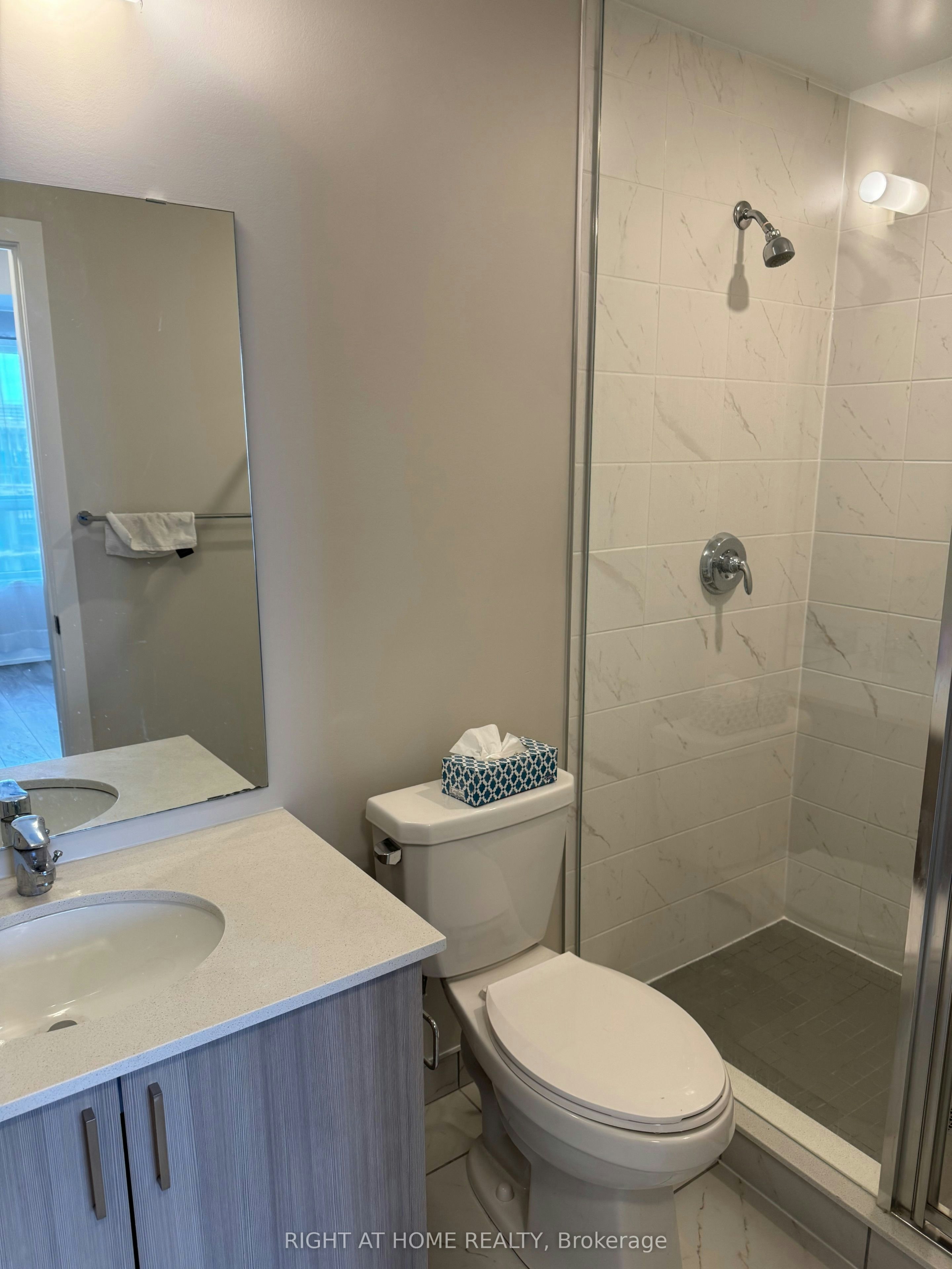 602-1455 Celebration Drive, Pickering, ON, L1W 1L8 - 6