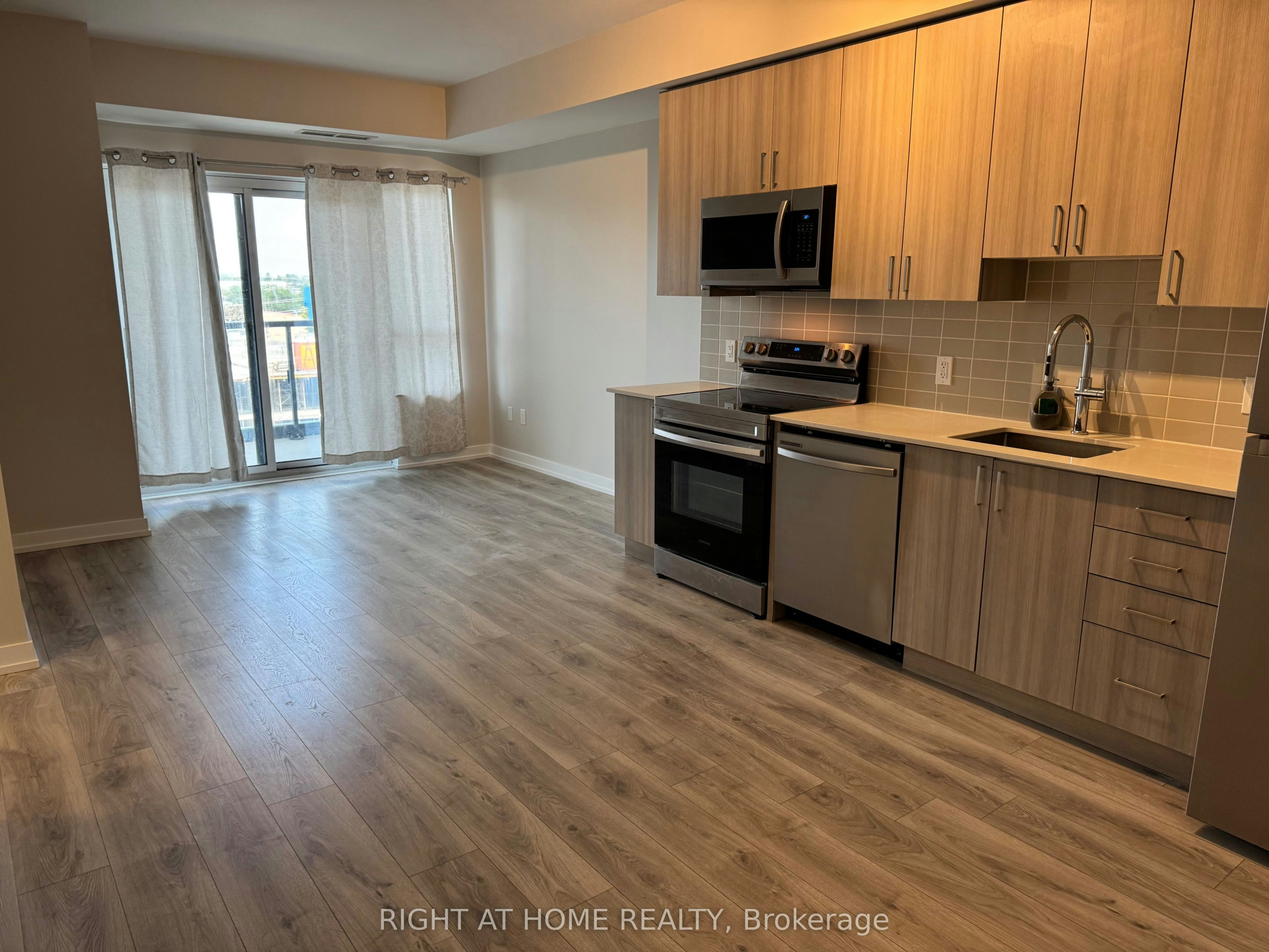 602-1455 Celebration Drive, Pickering, ON, L1W 1L8 - 19
