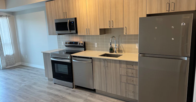 602-1455 Celebration Drive, Pickering, ON, L1W 1L8 - 3