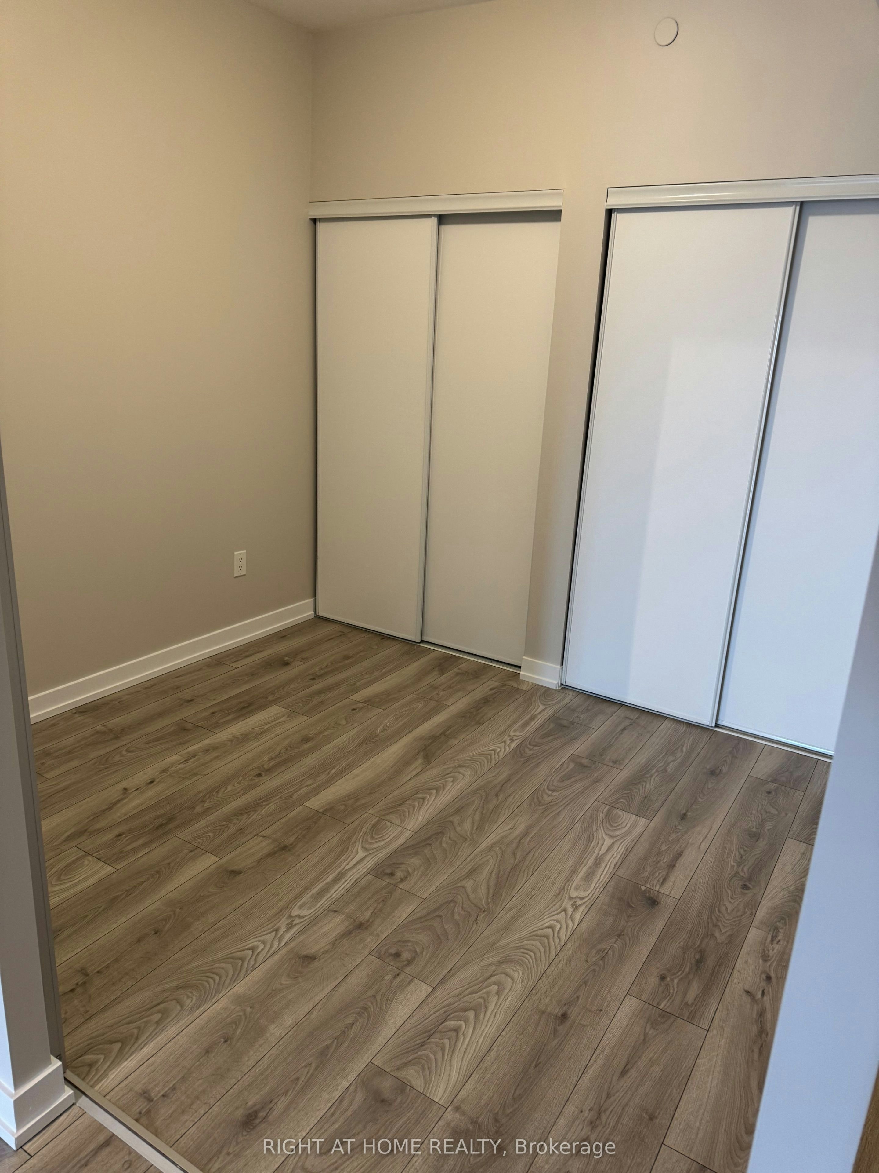 602-1455 Celebration Drive, Pickering, ON, L1W 1L8 - 7