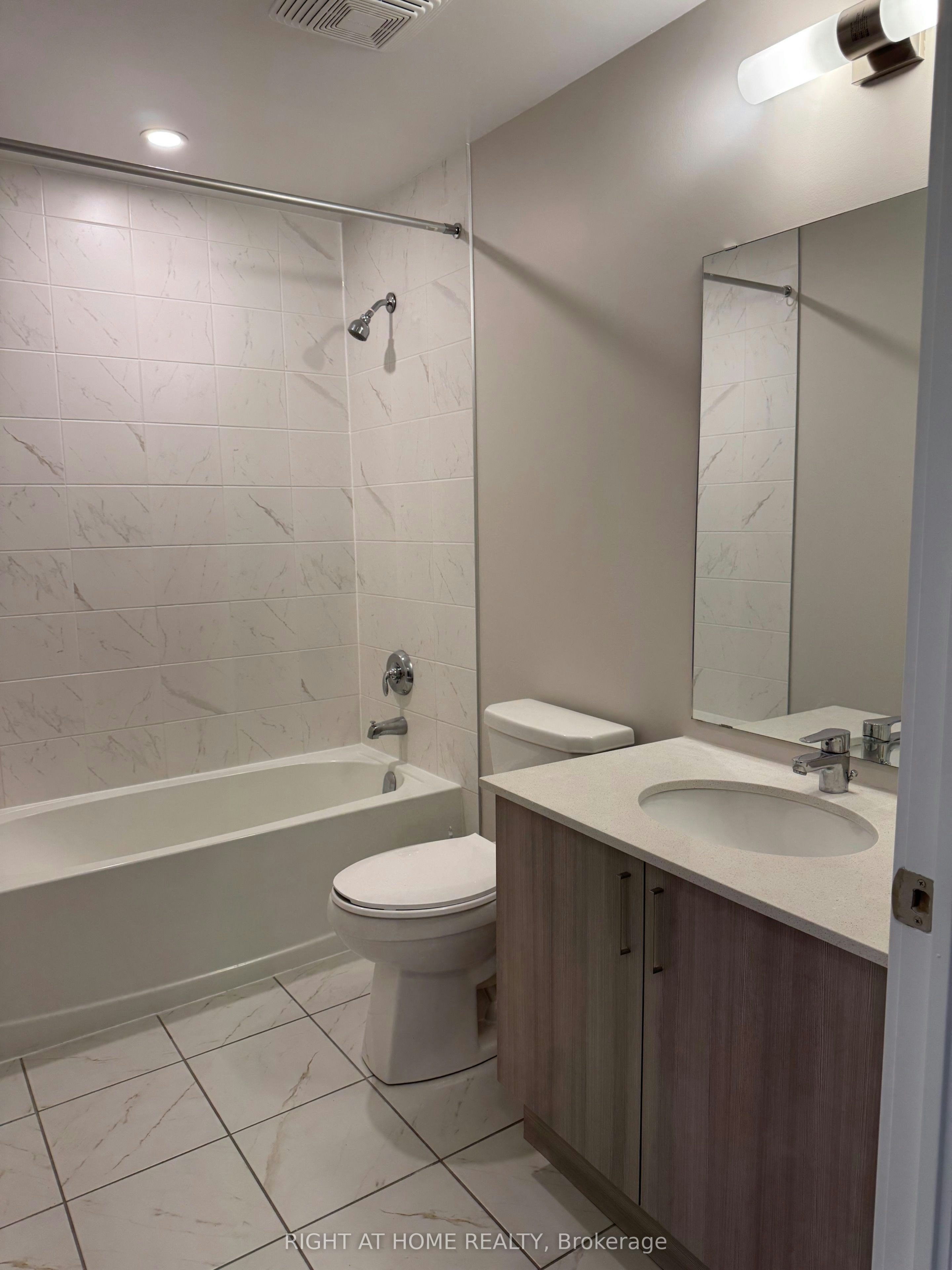 602-1455 Celebration Drive, Pickering, ON, L1W 1L8 - 8