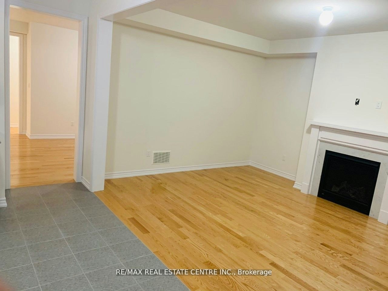 Upper-21 Whitefish Street, Whitby, ON, L1P 0K5 - 5