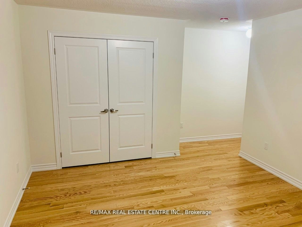 Upper-21 Whitefish Street, Whitby, ON, L1P 0K5 - 6