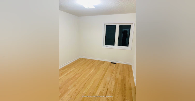 Upper-21 Whitefish Street, Whitby, ON, L1P 0K5 - 12