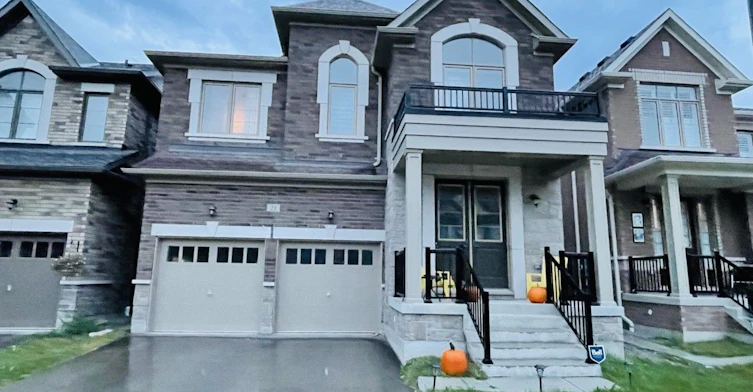 Upper-21 Whitefish Street, Whitby, ON, L1P 0K5
