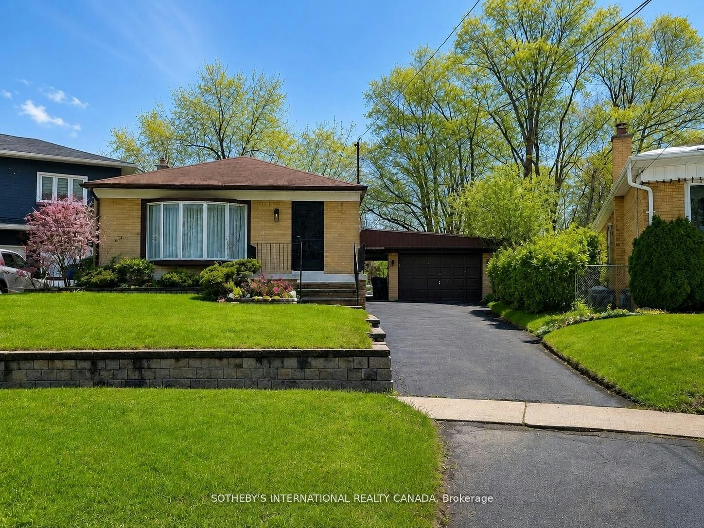 56 Courton Drive, Toronto, ON, M1R 1K8