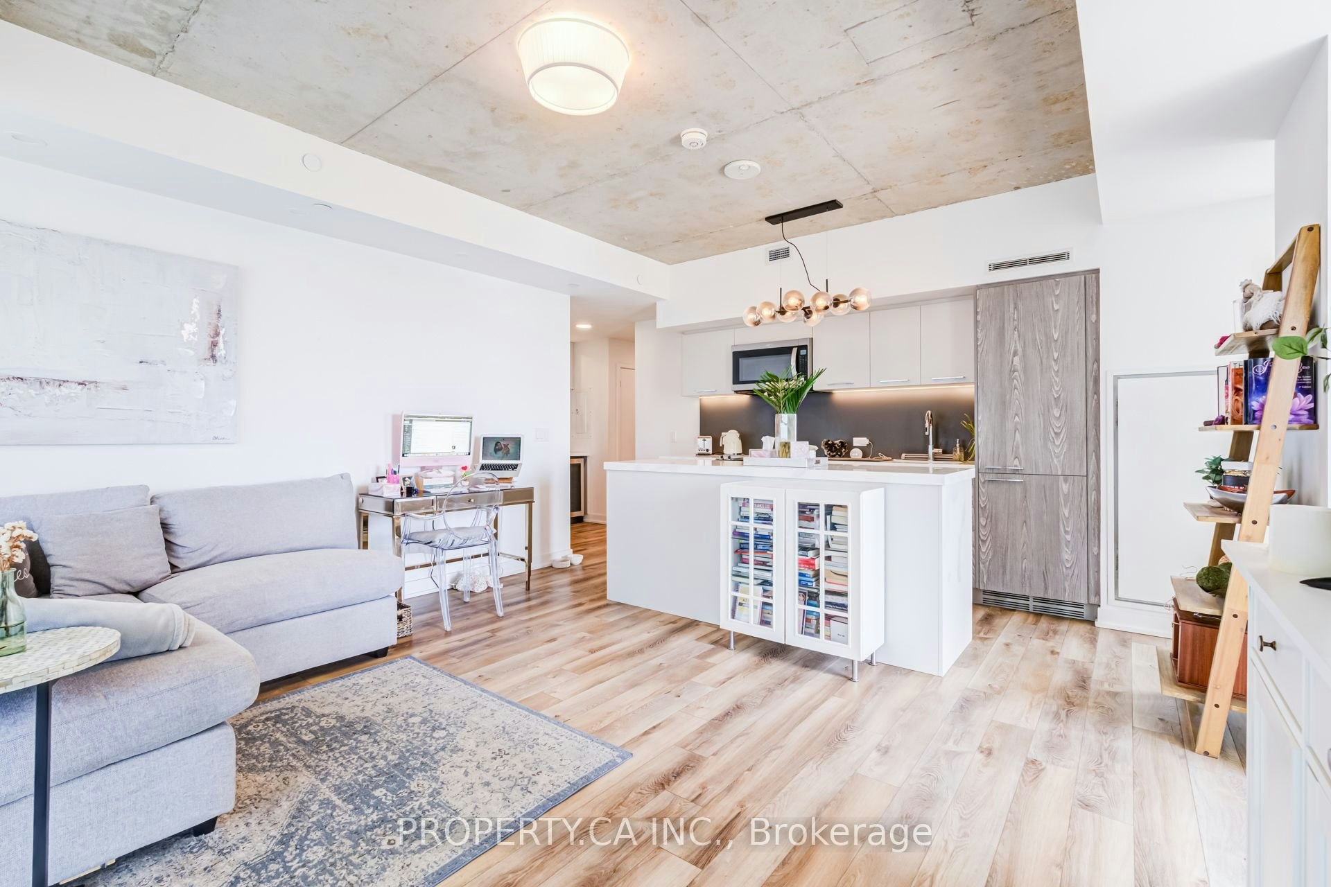 607-25 Baseball Place, Toronto, ON, M4M 2A5