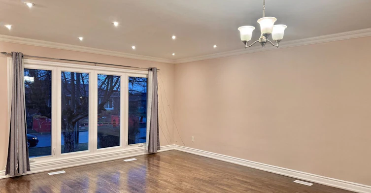 69 Hollyhedge Drive, Toronto, ON, M1J 1X4 - 2