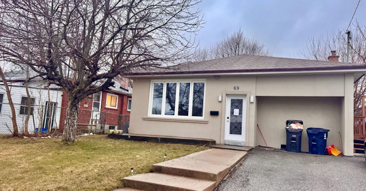 69 Hollyhedge Drive, Toronto, ON, M1J 1X4