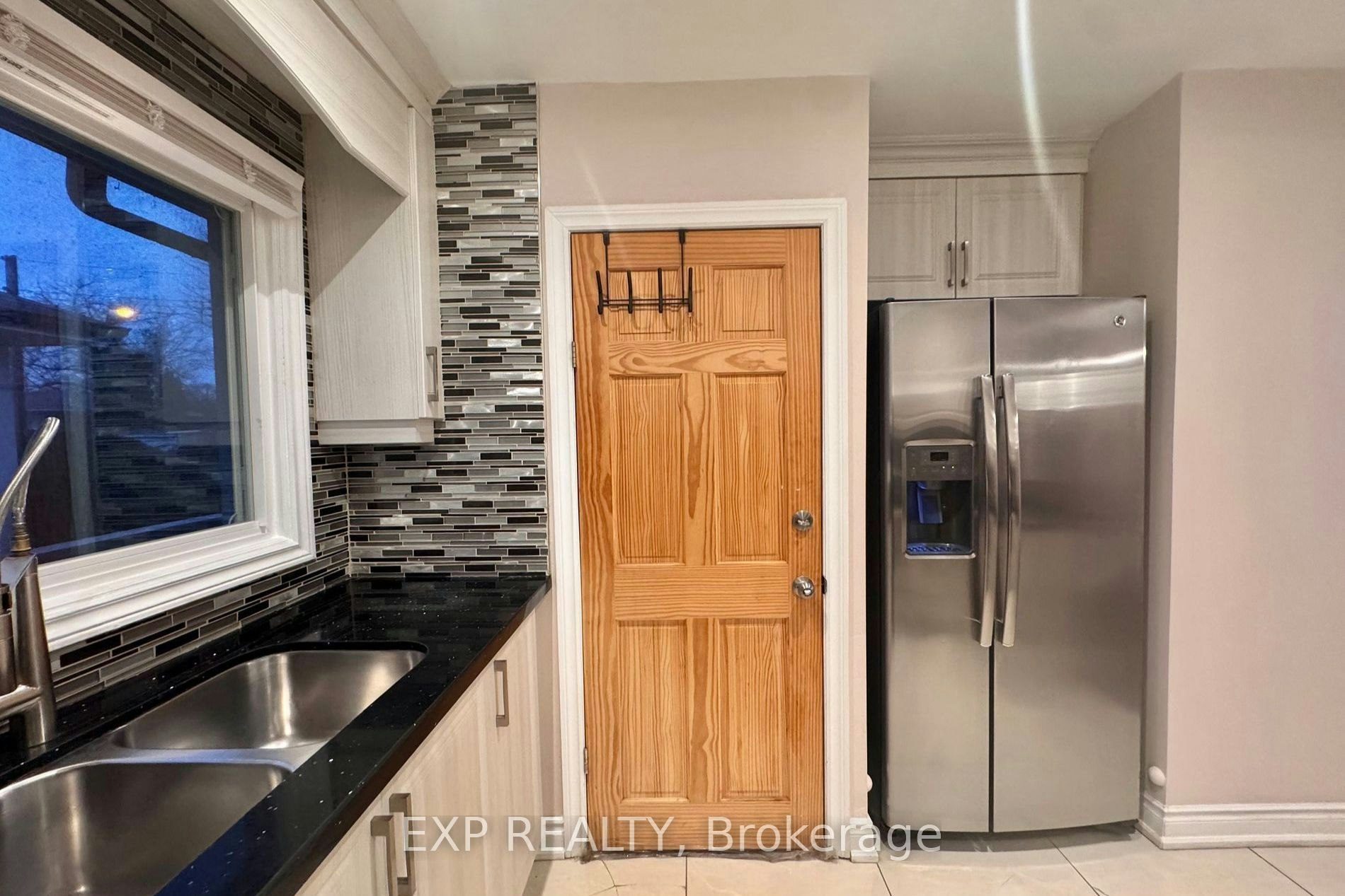 69 Hollyhedge Drive, Toronto, ON, M1J 1X4 - 6