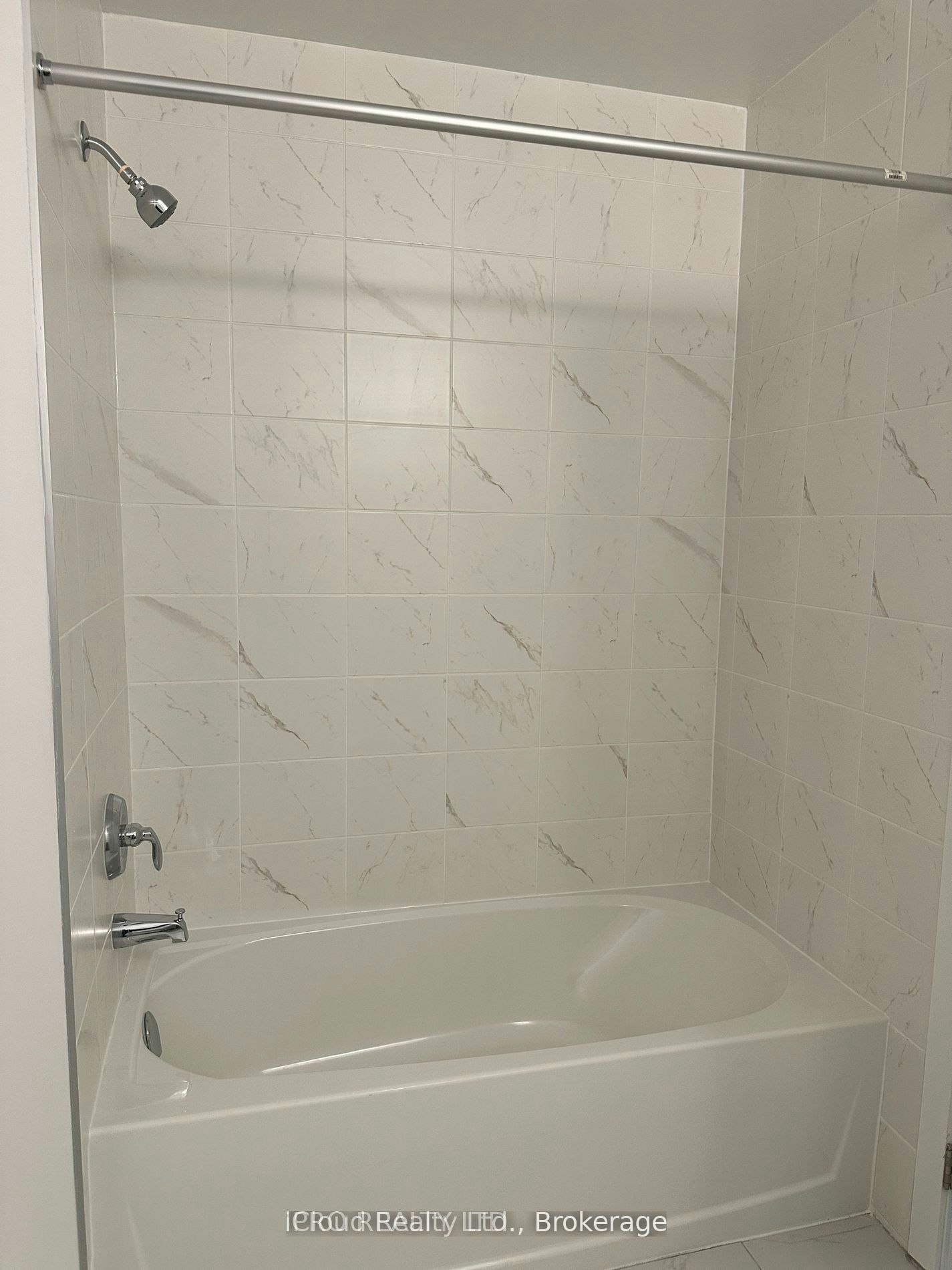 2511-1455 Celebration Drive, Pickering, ON, L1W 1L8 - 6