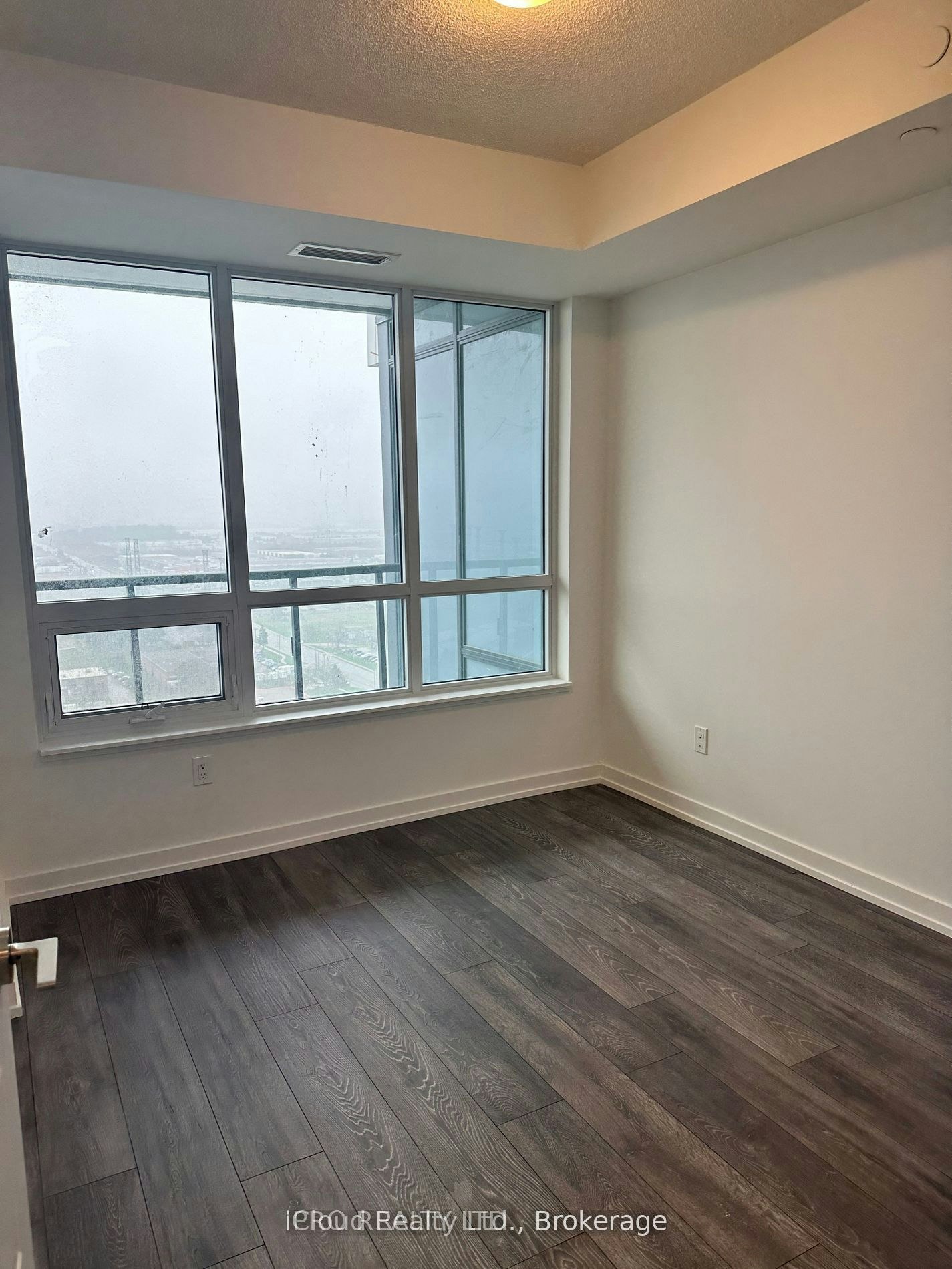 2511-1455 Celebration Drive, Pickering, ON, L1W 1L8 - 5