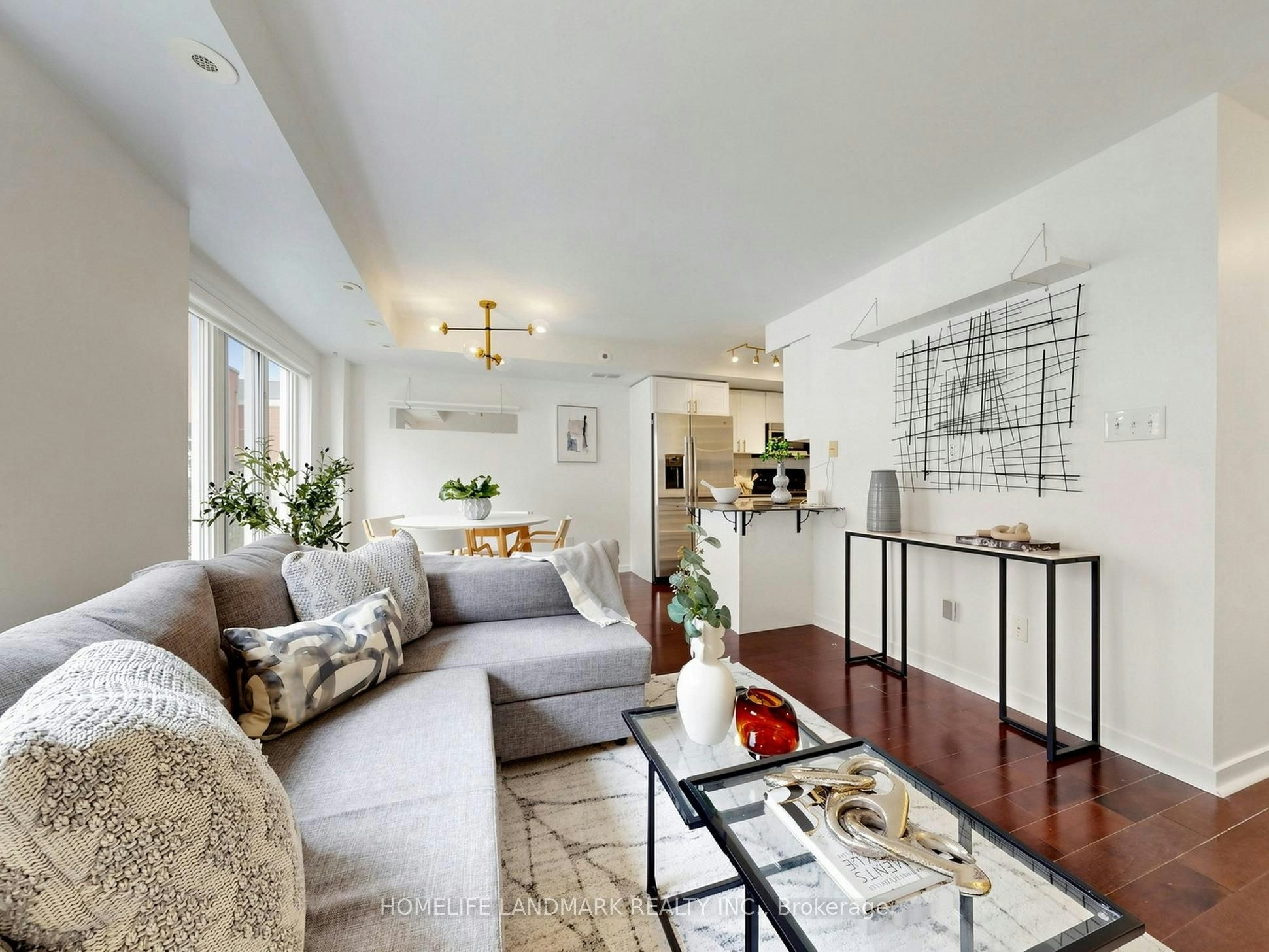 #4-29 Frances Loring Lane, Toronto, ON, M4M 3E8