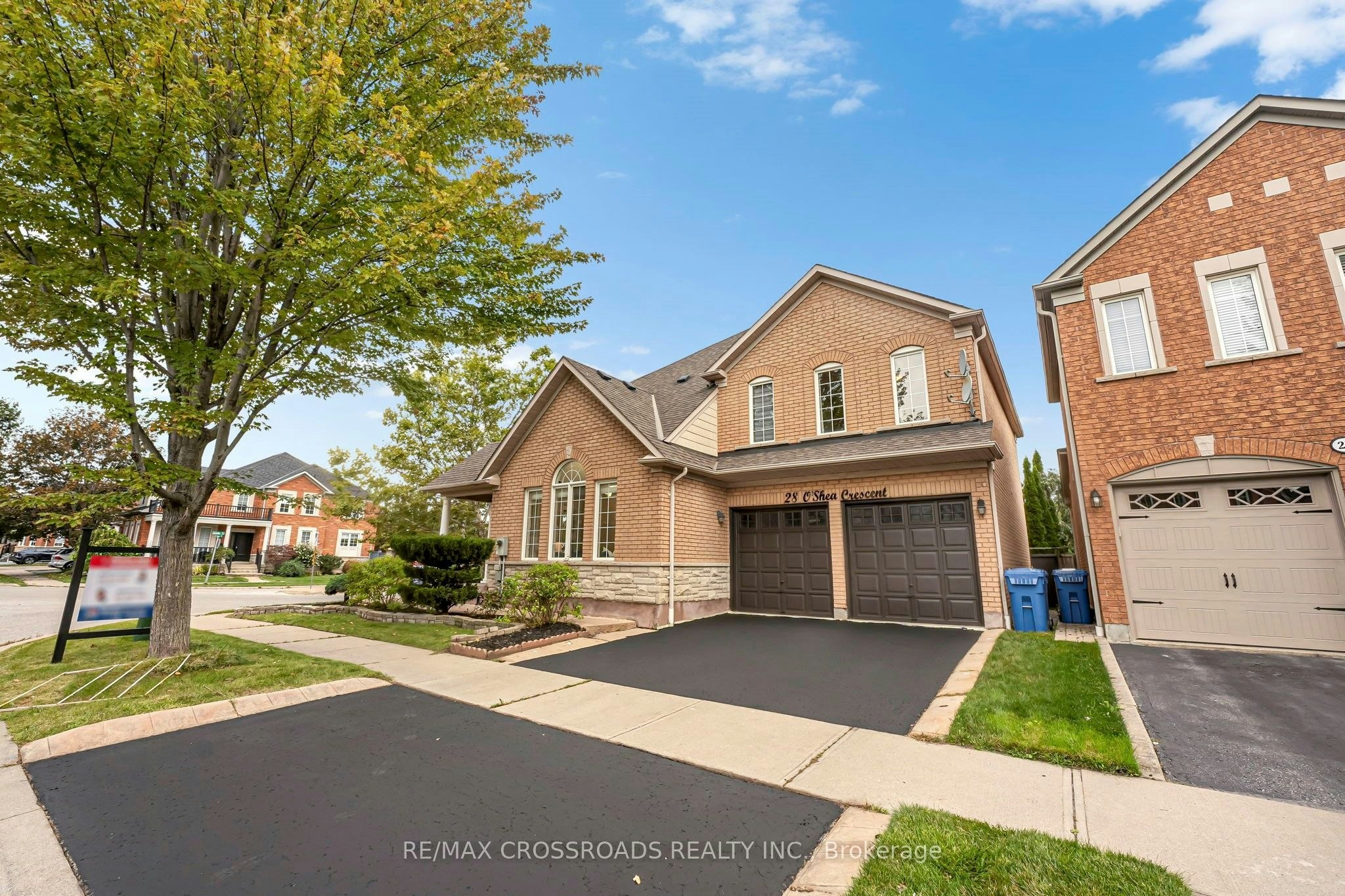 28 O'shea Crescent, Ajax, ON, L1T 4W7