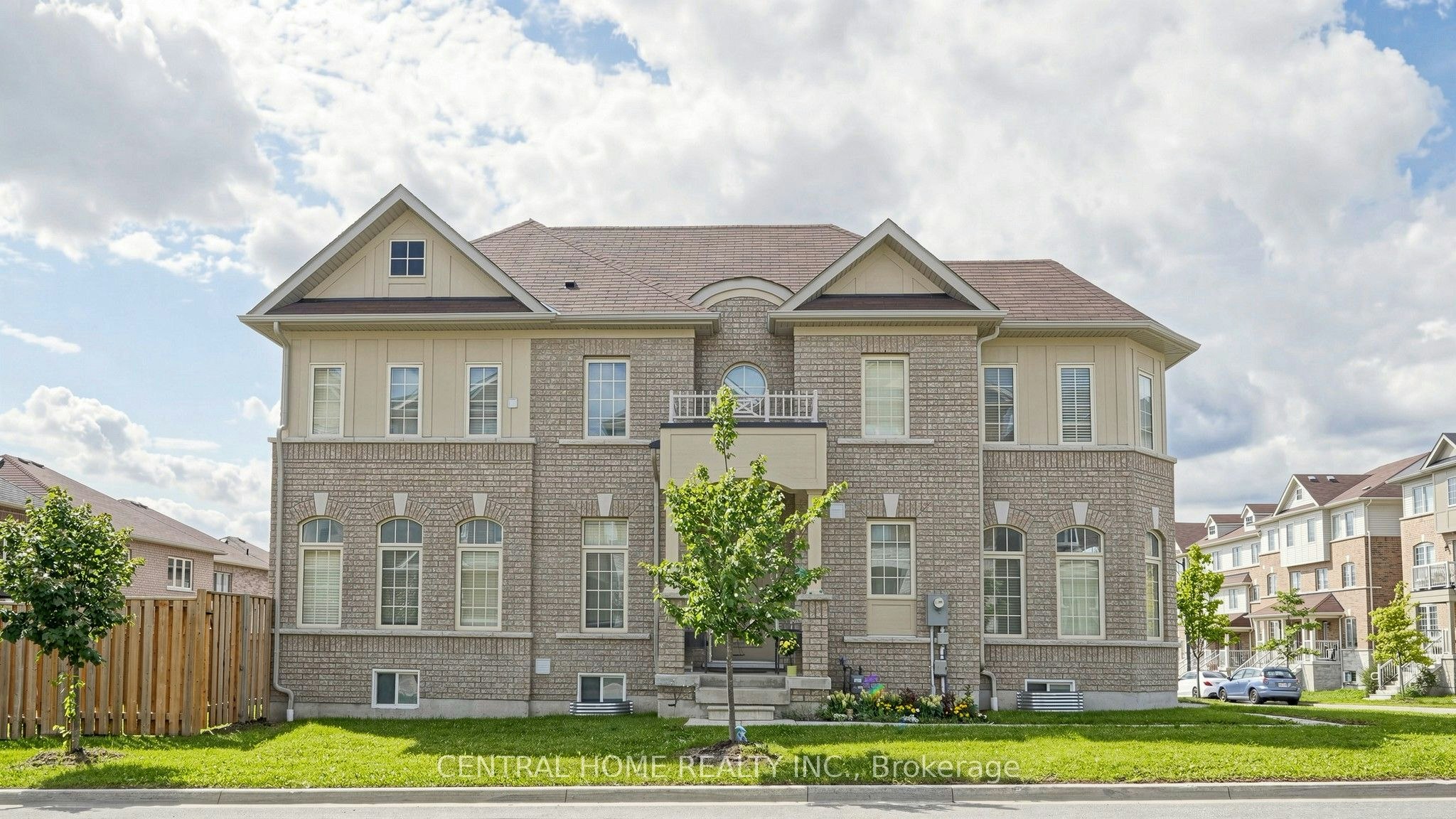 25 Camilleri Road, Ajax, ON, L1Z 0T2