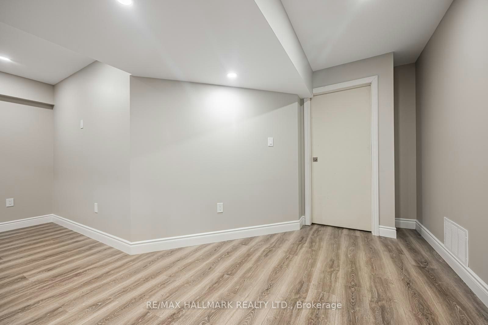 Lower-58 Jevons Drive, Ajax, ON, L1Z 0T6 - 9