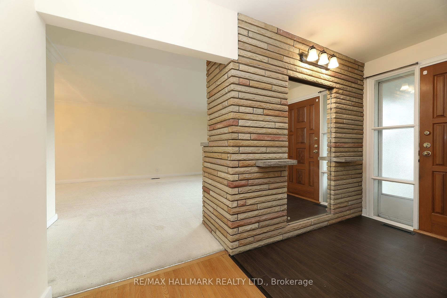 41 Commons Drive, Toronto, ON, M1T 1E3 - 3