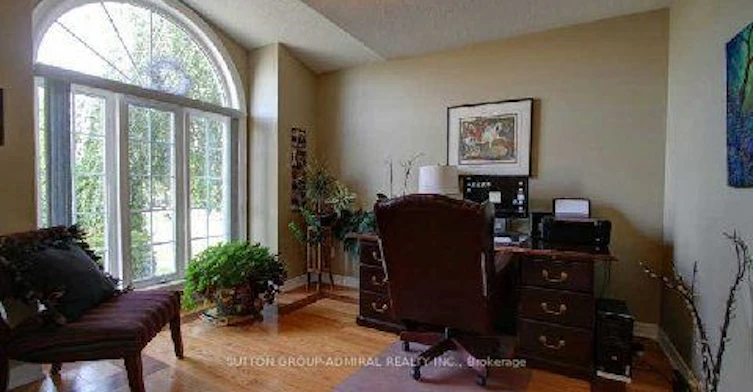 153 Niagara Drive, Oshawa, ON, L1G 8A6 - 4