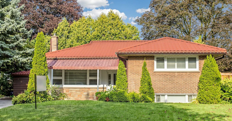 161 Heather Court, Oshawa, ON, L1G 6M2 - 2