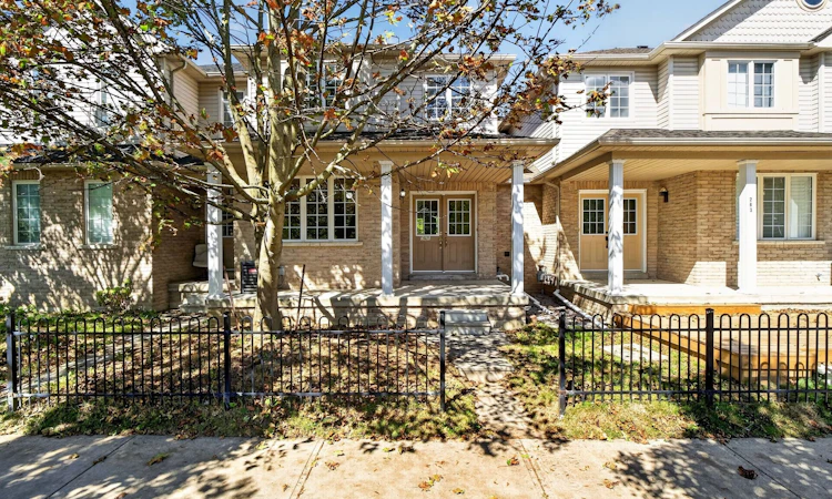 265 Sprucewood Crescent