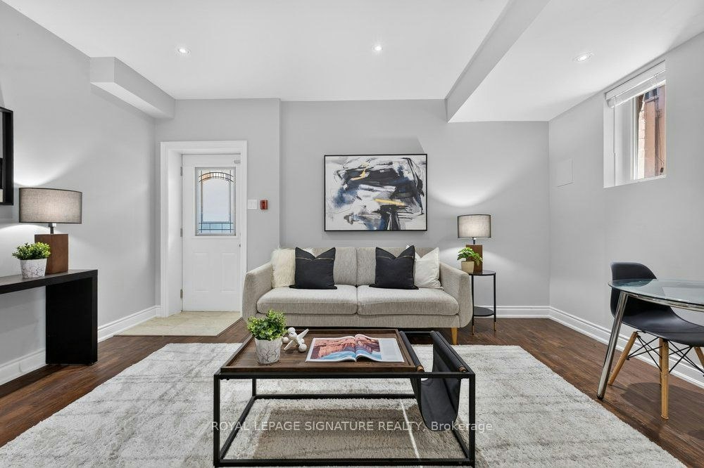 Lower-61B Bexhill Avenue, Toronto, ON, M1L 3B7 - 2