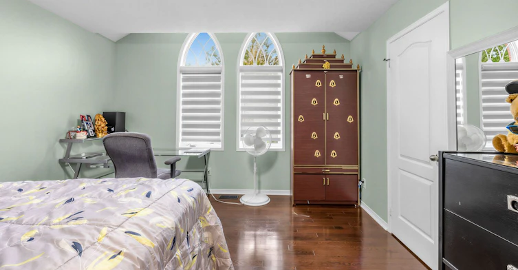 15 Middlecote Drive, Ajax, ON, L1T 0A4 - 12