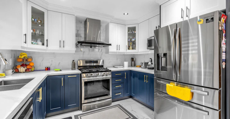 15 Middlecote Drive, Ajax, ON, L1T 0A4 - 8