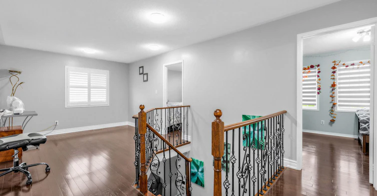 15 Middlecote Drive, Ajax, ON, L1T 0A4 - 18