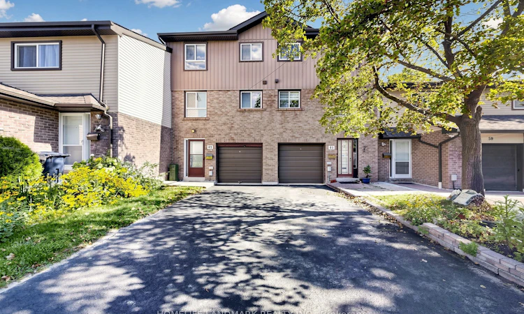 63-1131 Sandhurst Circle