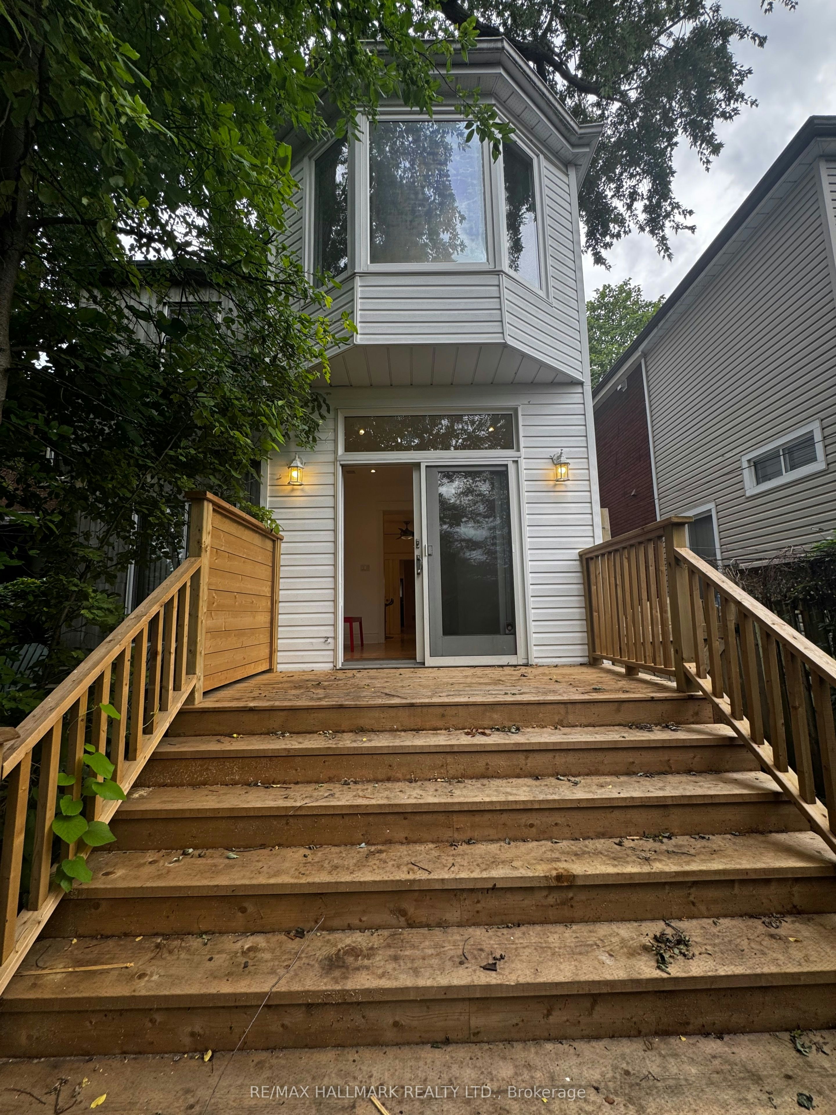 145 Eaton Avenue, Toronto, ON, M4J 2Z9 - 21