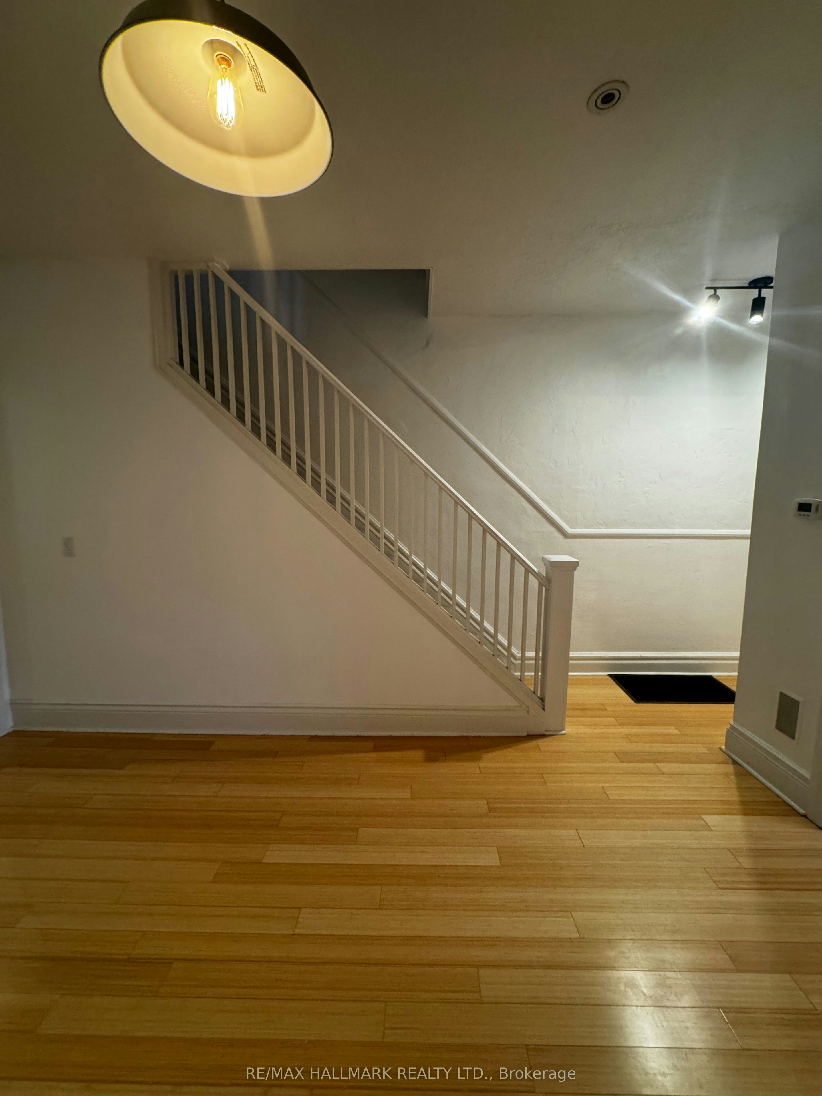 145 Eaton Avenue, Toronto, ON, M4J 2Z9 - 6