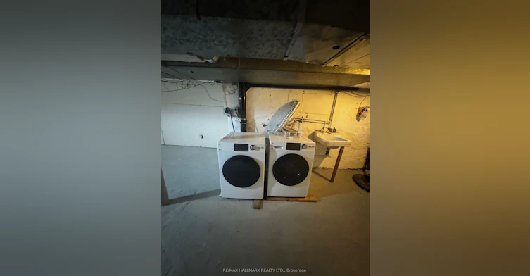 145 Eaton Avenue, Toronto, ON, M4J 2Z9 - 19