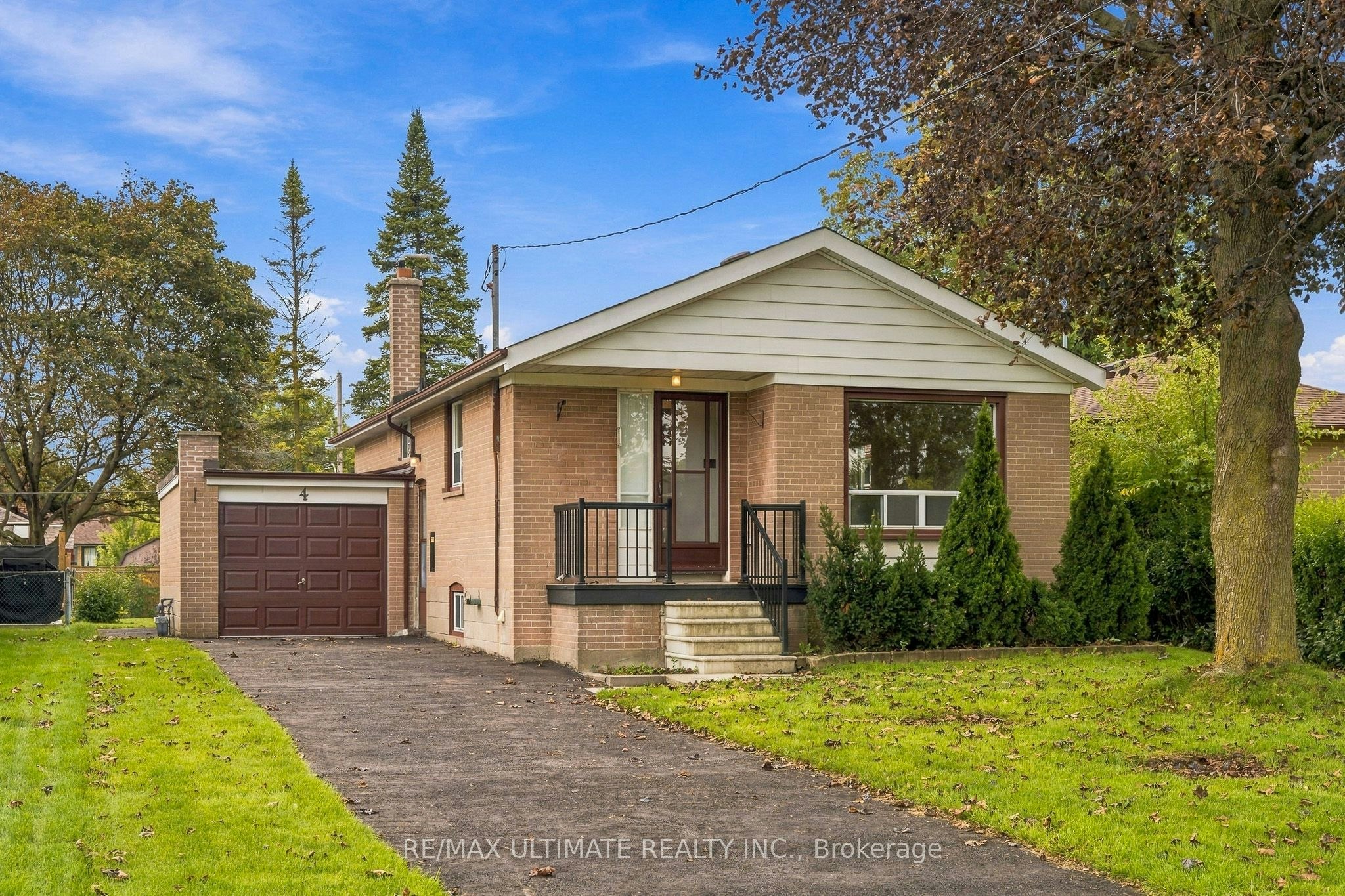 4 Moray Place, Toronto, ON, M1R 2E2