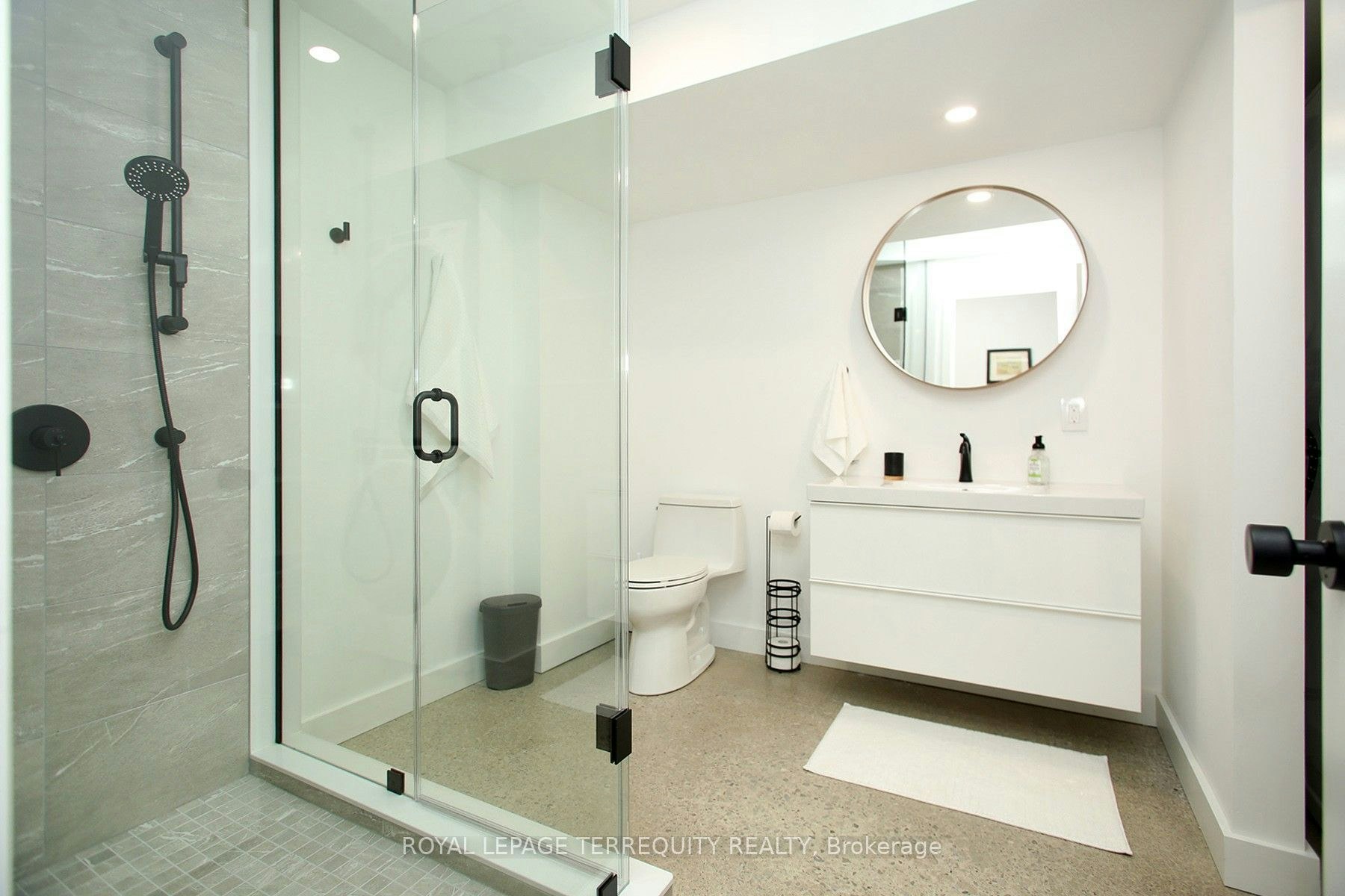 Bsmt-354 Main Street, Toronto, ON, M4C 4X7 - 17