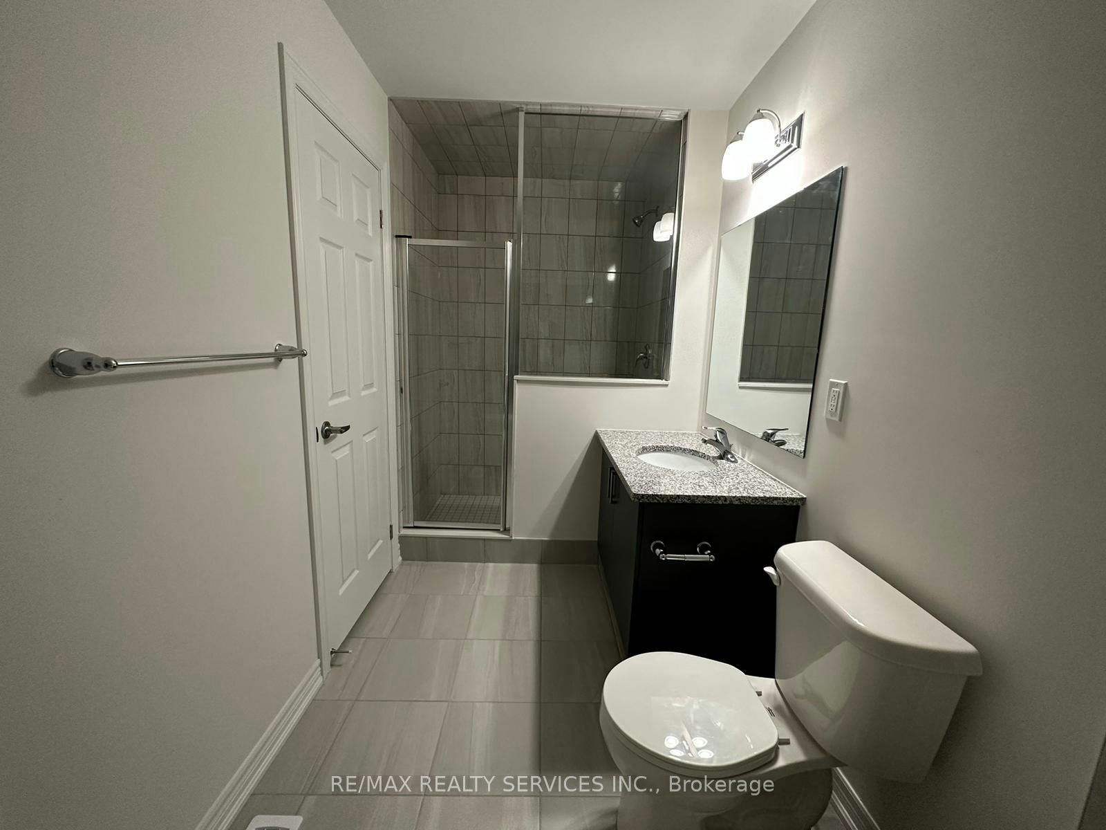 91 Air Dancer Crescent, Oshawa, ON, L1L 0V3 - 3