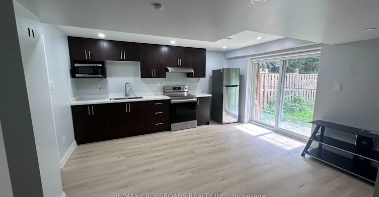Basement Apartment-2388 Dress Circle Crescent, Oshawa, ON, L1L 0L8