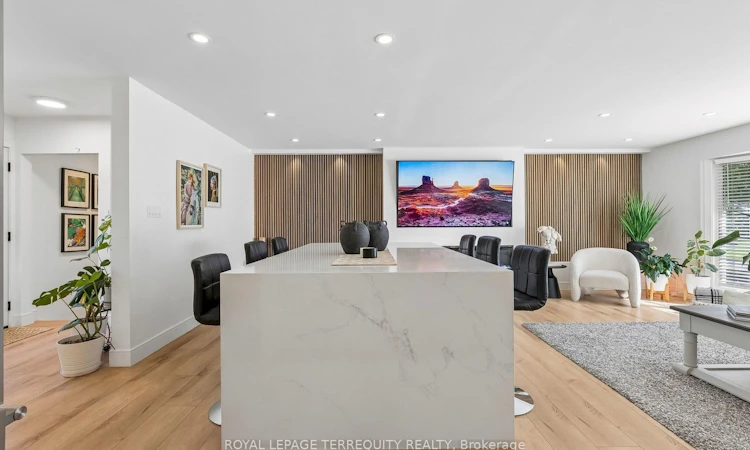2 Richbourne Court
