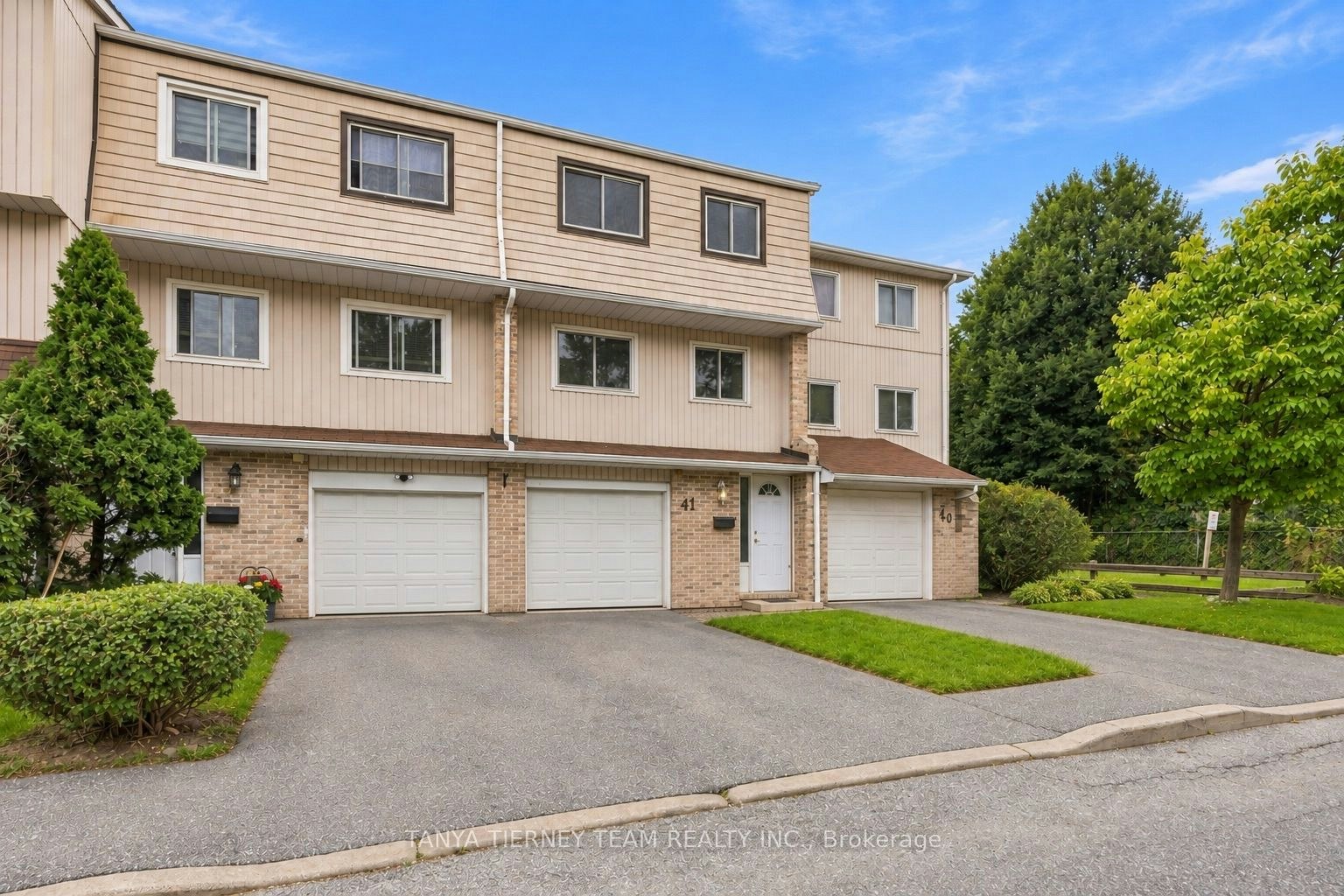 41-1975 Rosefield Road, Pickering, ON, L1V 3E3