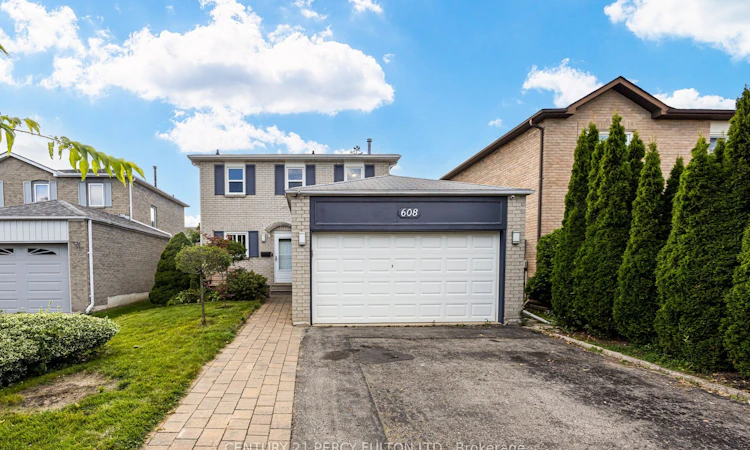 608 Beckworth Square