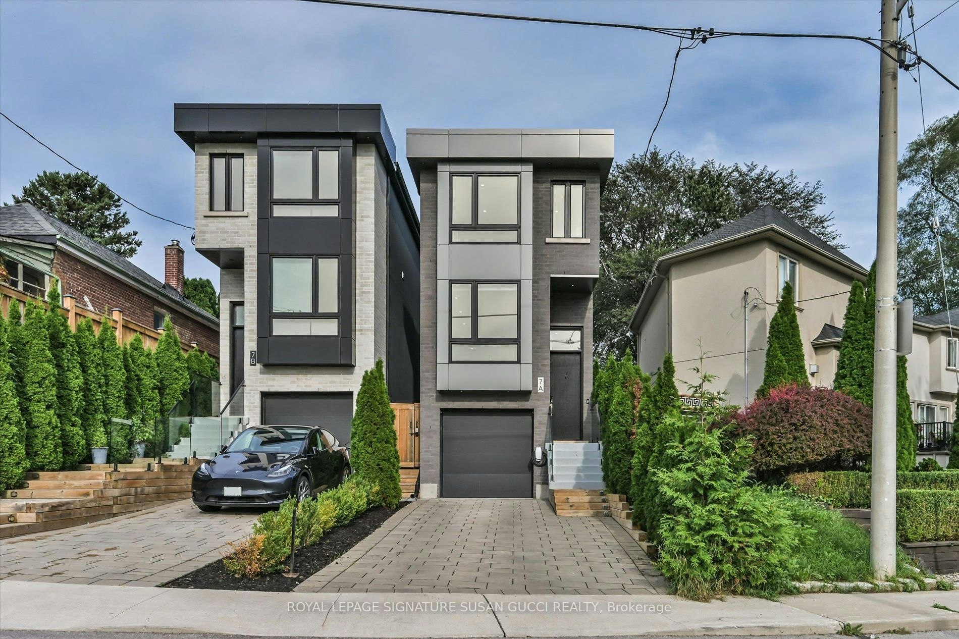 7A Everett Crescent, Toronto, ON, M4C 4P3