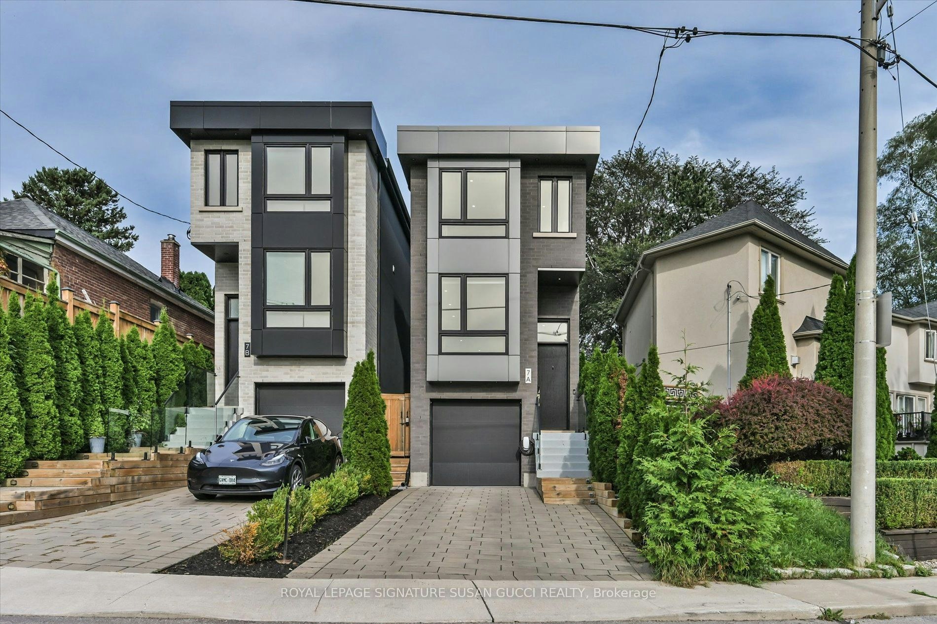 7A Everett Crescent, Toronto, ON, M4C 4P3