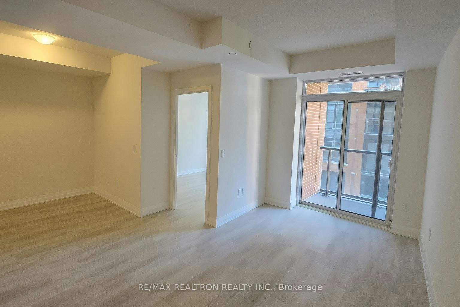 726-3270 Sheppard Avenue E, Toronto, ON, M1T 3K3 - 4