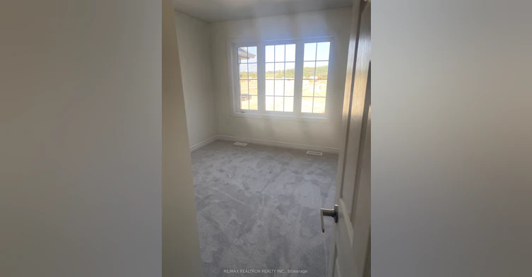937 Elizabeth Mackenzie Drive, Pickering, ON, L1X 0P5 - 8